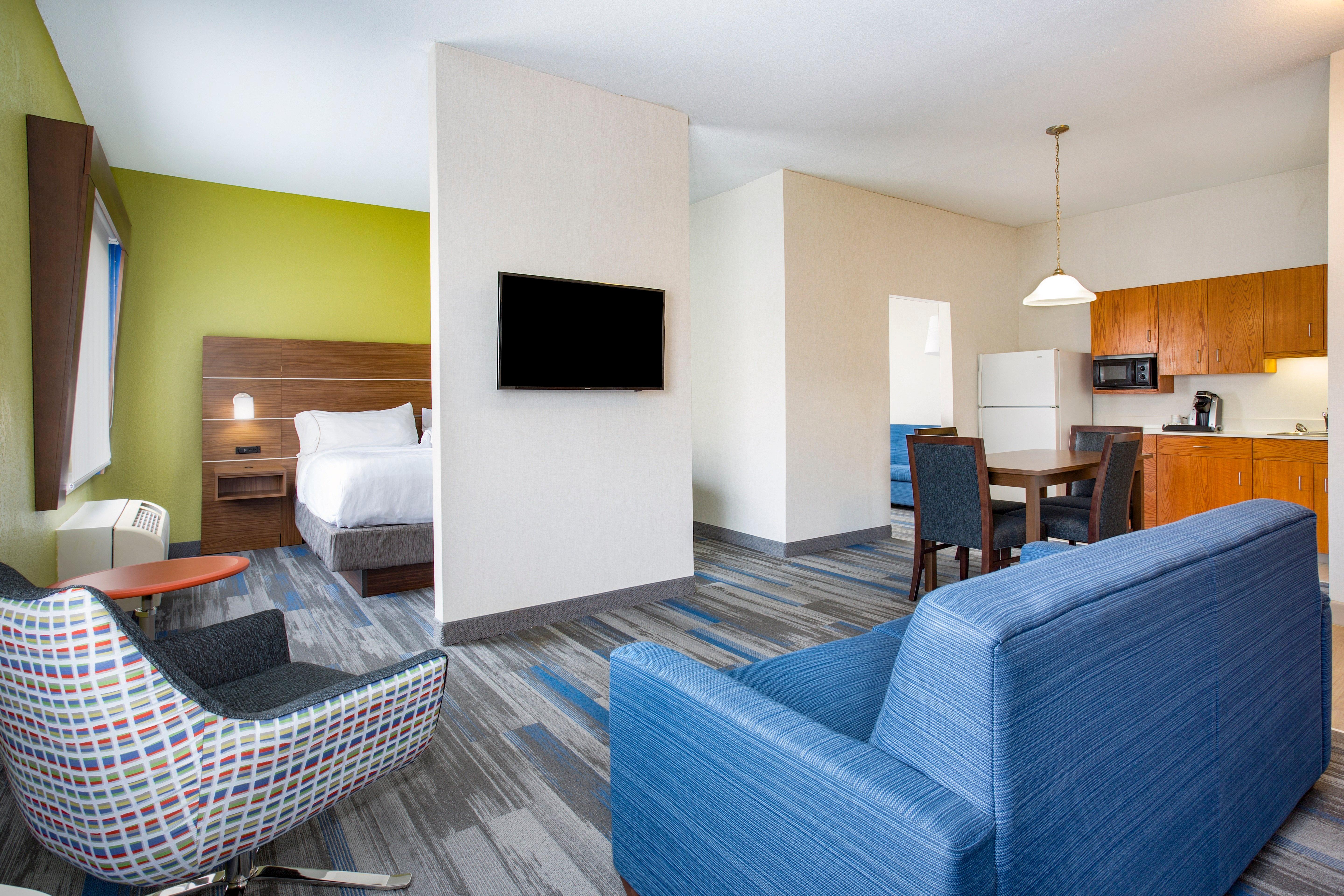 Holiday Inn Express Kansas City - At The Legends! By Ihg Bonner Springs Zimmer foto