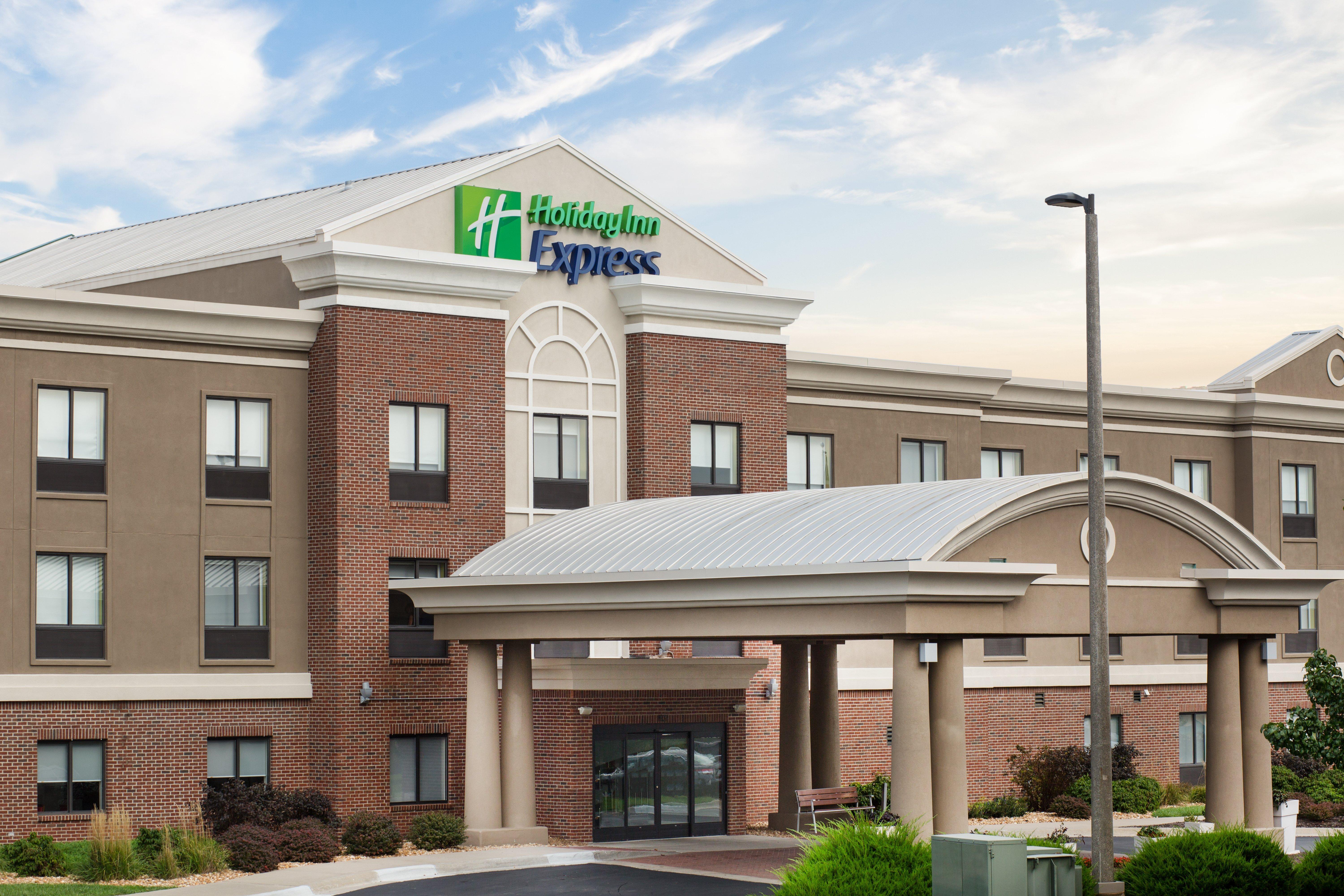 Holiday Inn Express Kansas City - At The Legends!, An Ihg Hotel Exterior foto